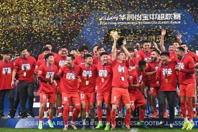 LOL官网-包含这也行？今晚上海久事绝杀压哨罗马止住颓势备战亚冠，国际比赛日塞维利亚备战欧联的词条