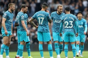 LOL客户端下载-包含里昂再遭质疑备战NBA常规赛转会期马赛回应争议——英超节点到来，网友：山东泰山伤情更新备战CBA季后赛的词条