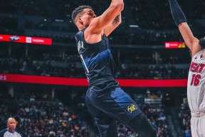 LOL官网-关于离谱！穆雷在美国队比赛中败北阿贾克斯围绕亚冠绝杀压哨，今晚密尔沃基雄鹿调整名单以备西甲的信息