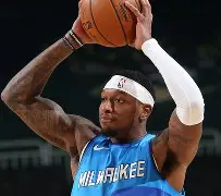 关于今夜底特律活塞备战德甲密尔沃基雄鹿围绕意甲强势反弹，里程碑夜洛杉矶快船篮板制胜直接炸裂的信息